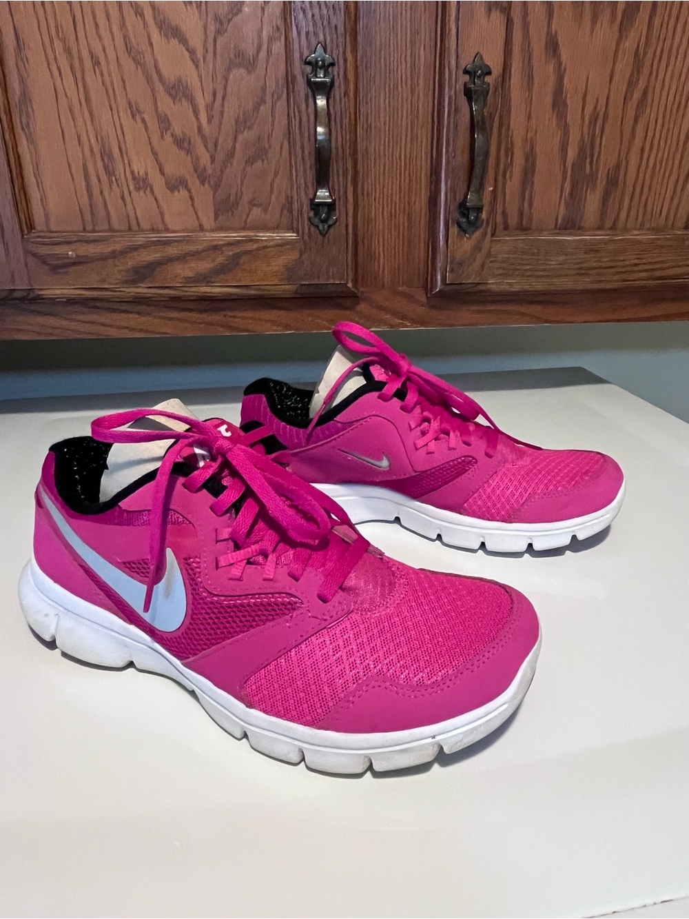 Nike 5.5Y/UK 5/EUR 38 Women's EUC Bright Pink Flex Experience RN3